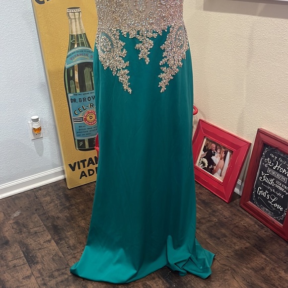 ABBY PARIS dress size 14 - Picture 3 of 17